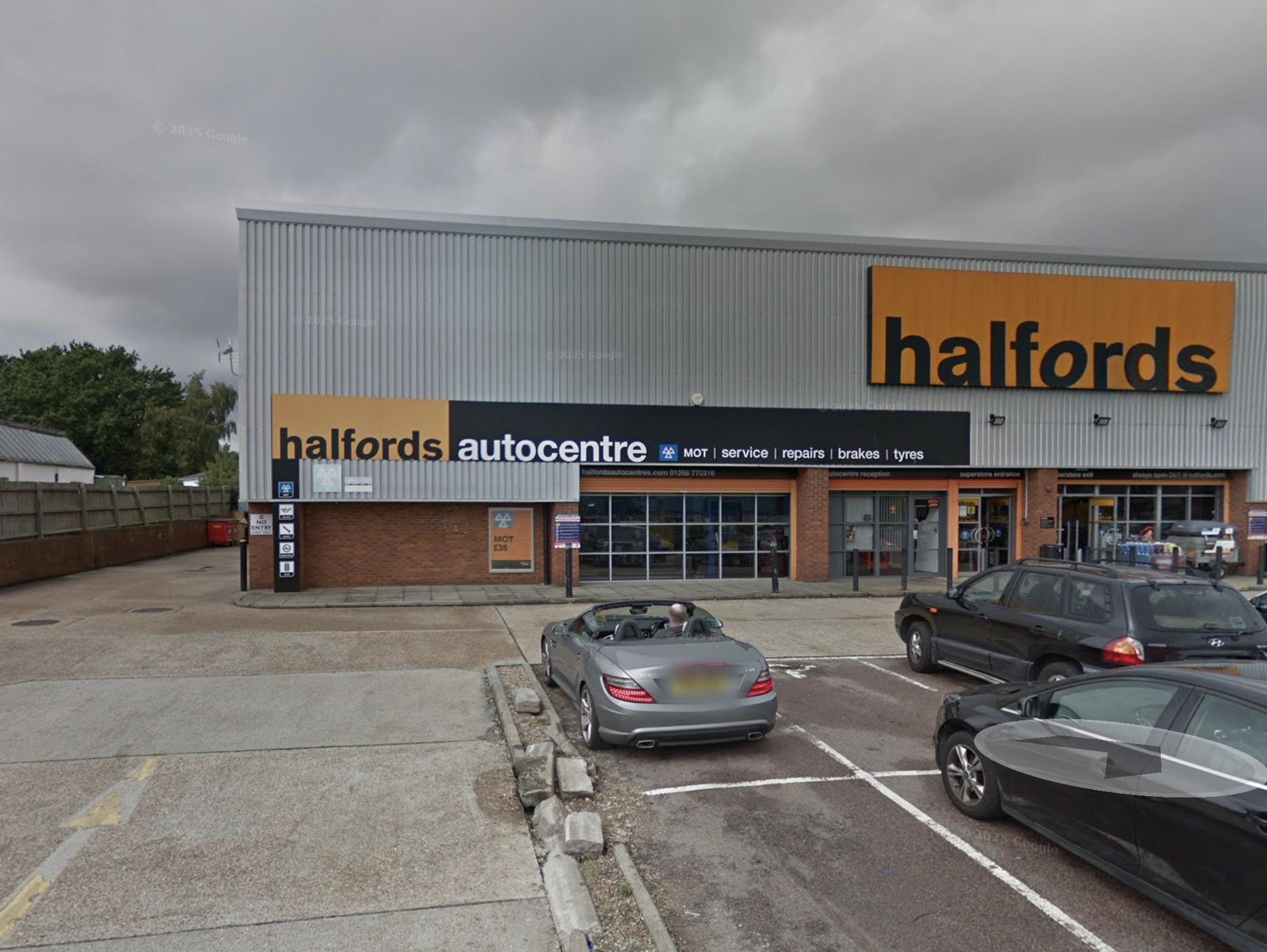 Halfords Autocentre in the UK showing their car servicing facilities