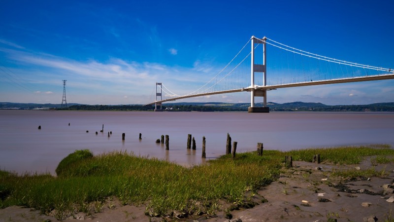 M48 Severn Bridge crossing between England and Wales with AutoChain live status updates